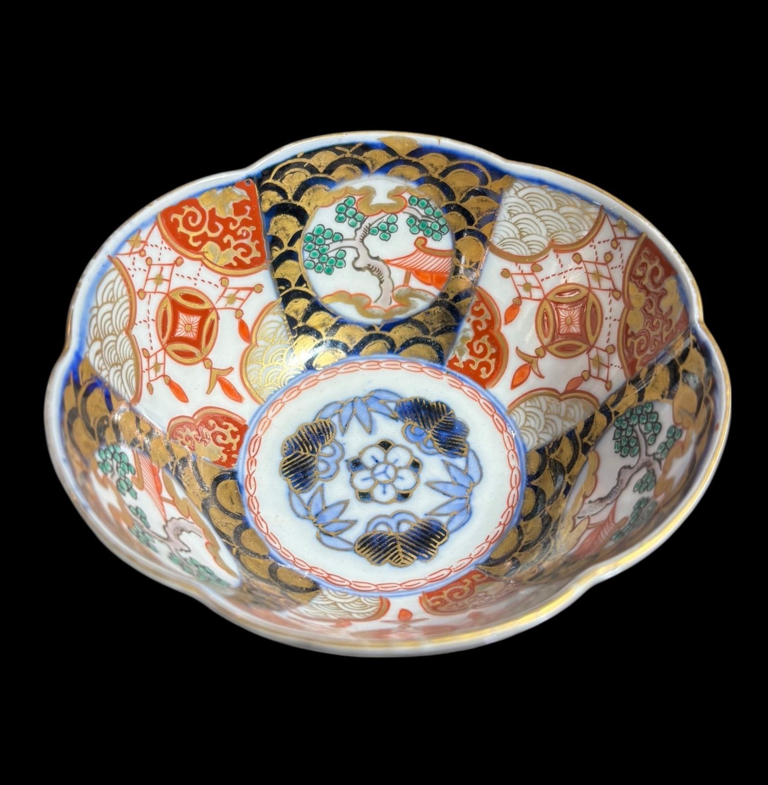 古伊万里 染錦手皿 花形小鉢 金彩 窓絵松竹梅文図 色絵 錦手