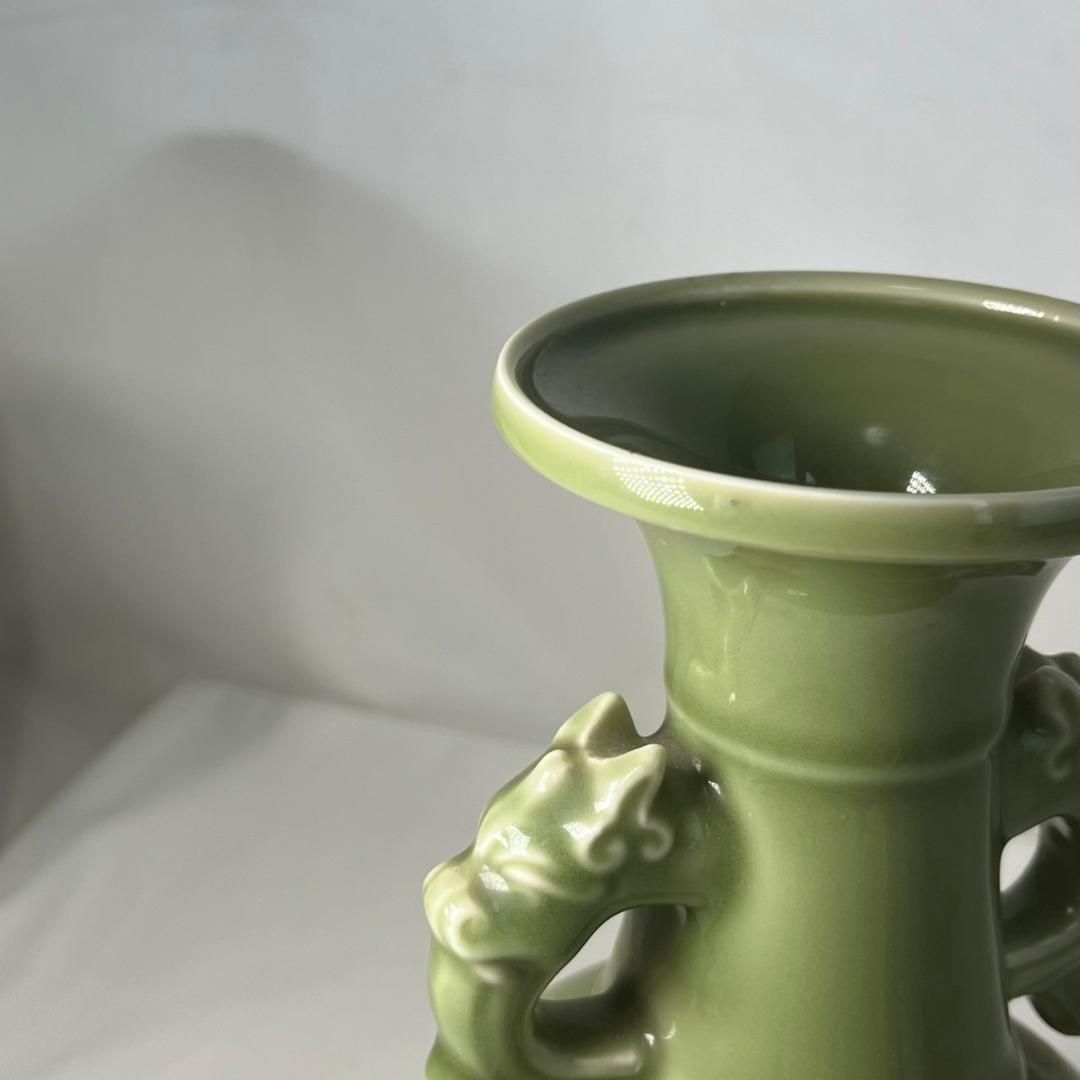 加藤溪山 天龍寺 青瓷 青釉 青磁 陶磁器 古美術 花瓶 壺 共箱 加藤溪山 天龍寺 青瓷 青釉 青磁 陶磁器 古美術 花瓶 壺 共箱