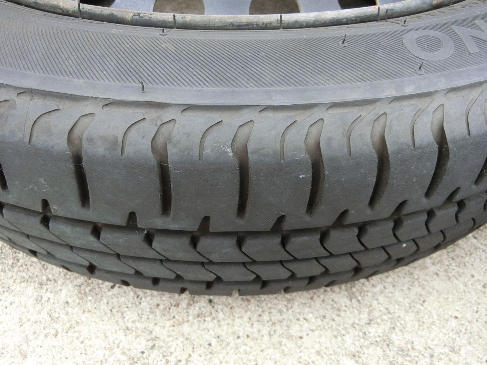 スチールホイール