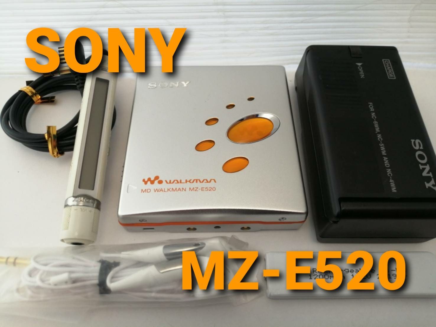 ソニー MDウォークマン MZ-E520 オレンジ - メルカリ