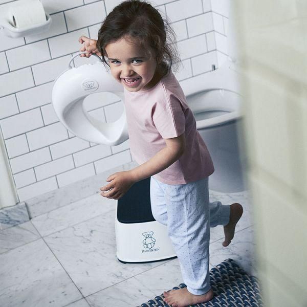 公式 トイレトレーニングシート