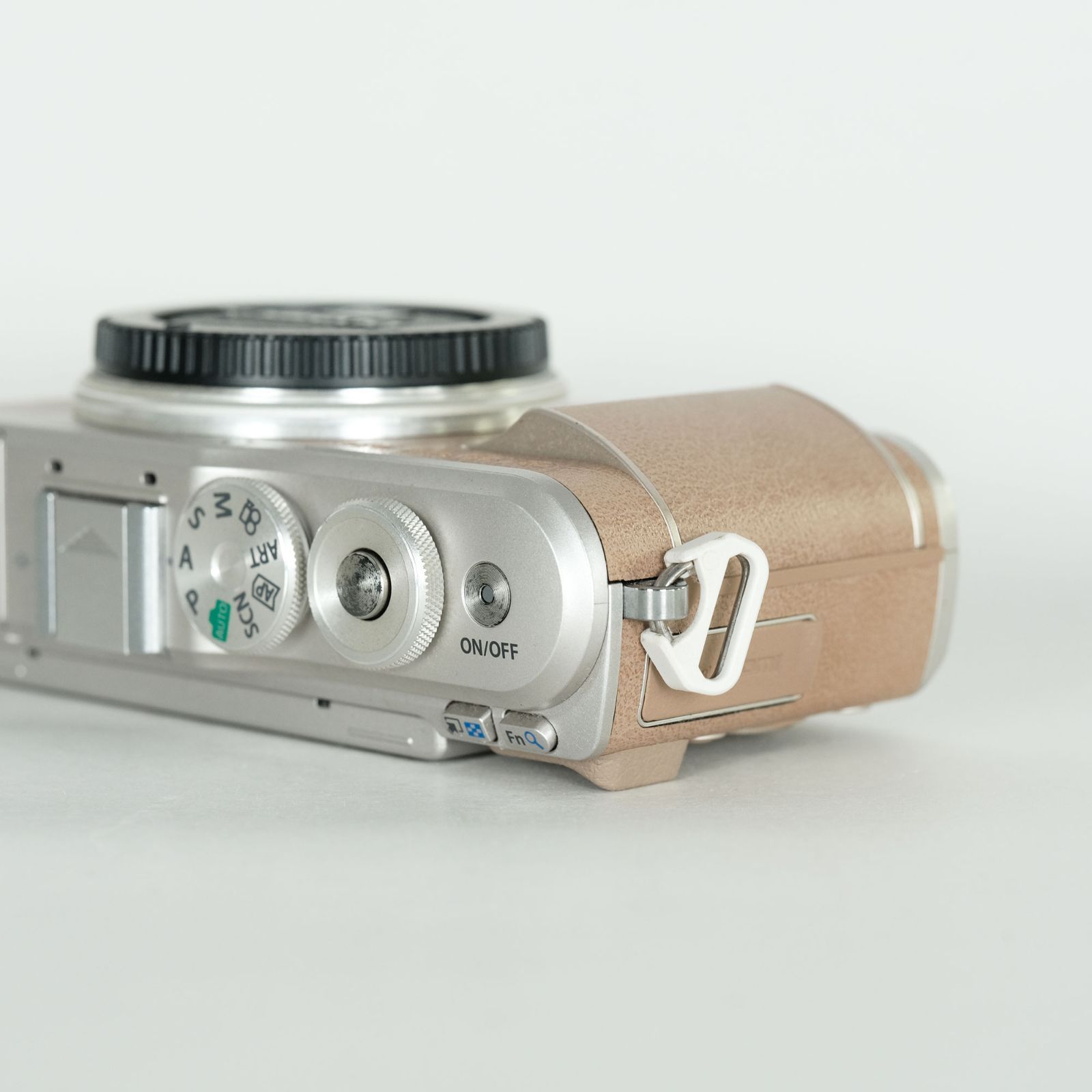 ■ 美品・ショット数8634回 ■ OLYMPUS PEN E-PL9 ボディ 81MN9SSHRJL._UF1000,1000_QL80_.jpg