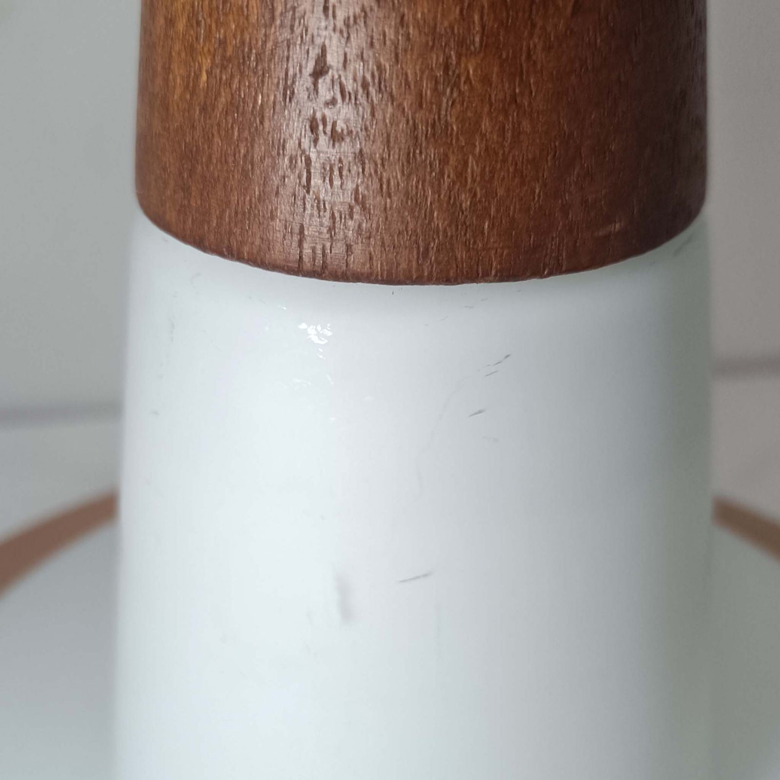 ペンダントライト ガラス×チーク×アルミ 直径25cm デンマーク製 北欧ビンテージ照明 吊り下げ照明 ブラウン系照明 DK18652 NEXPOTALLINN_EU