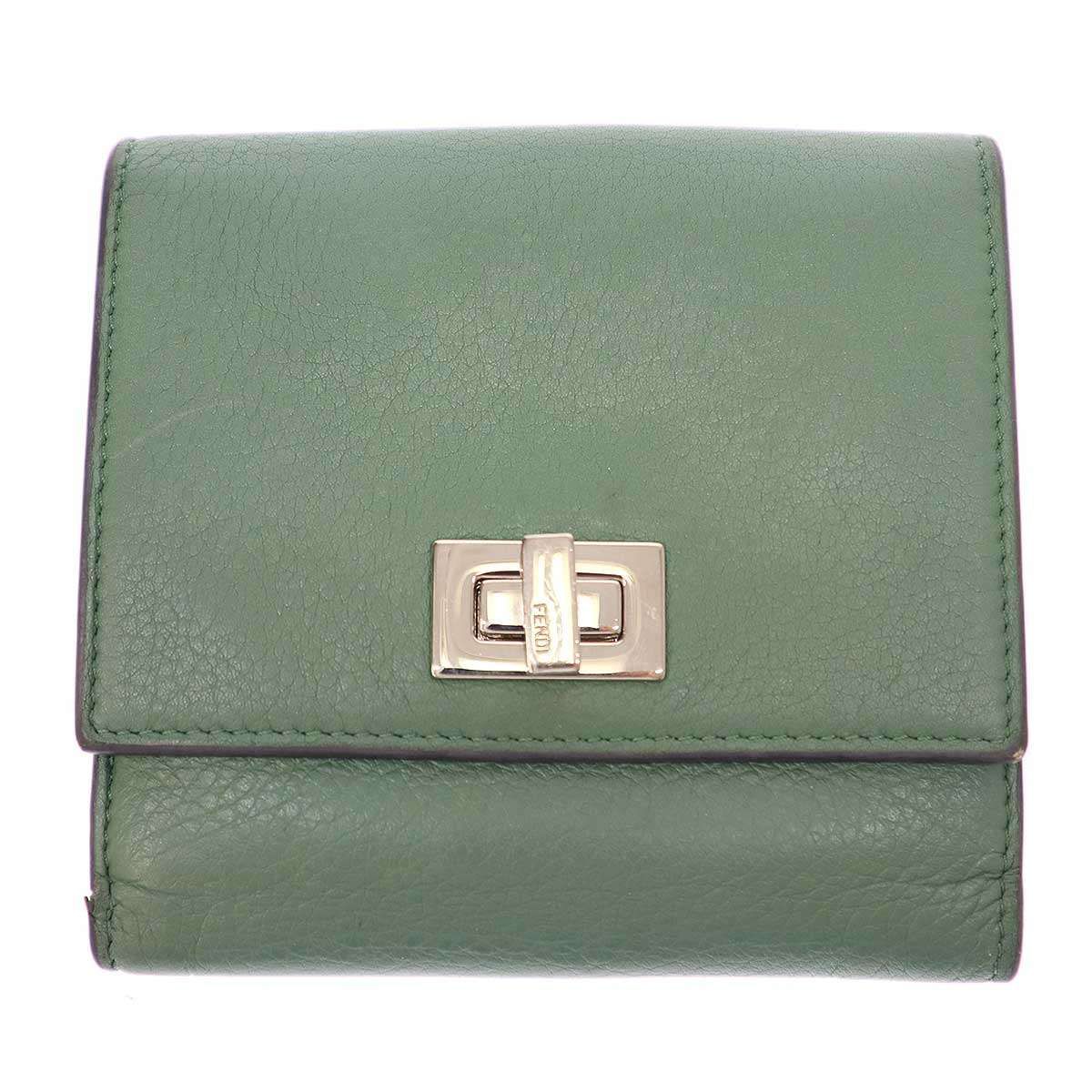 美品 希少カラー FENDI フェンディ ピーカブー 二つ折り財布 シボ革 緑 美品 希少カラー FENDI フェンディ ピーカブー 二つ折り財布