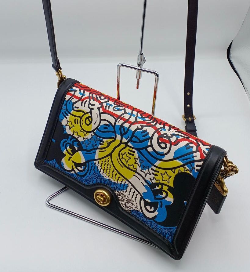 ✨極美品✨コーチ ボディバッグ キースヘリング ミッキーマウス コラボ レザー Amazon | [コーチ] Disney X Keith Haring x ディズニー x