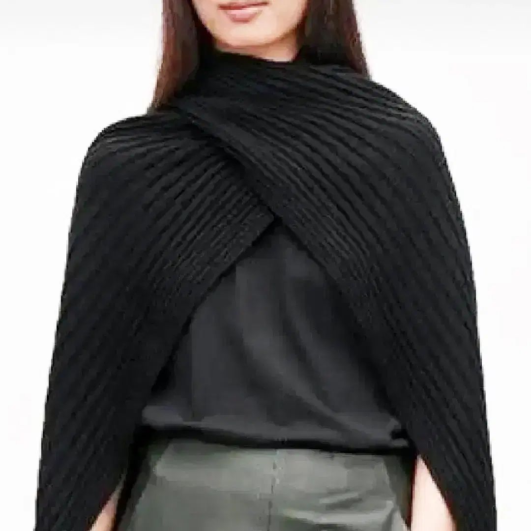 COS ウール ケープニット フリーサイズ