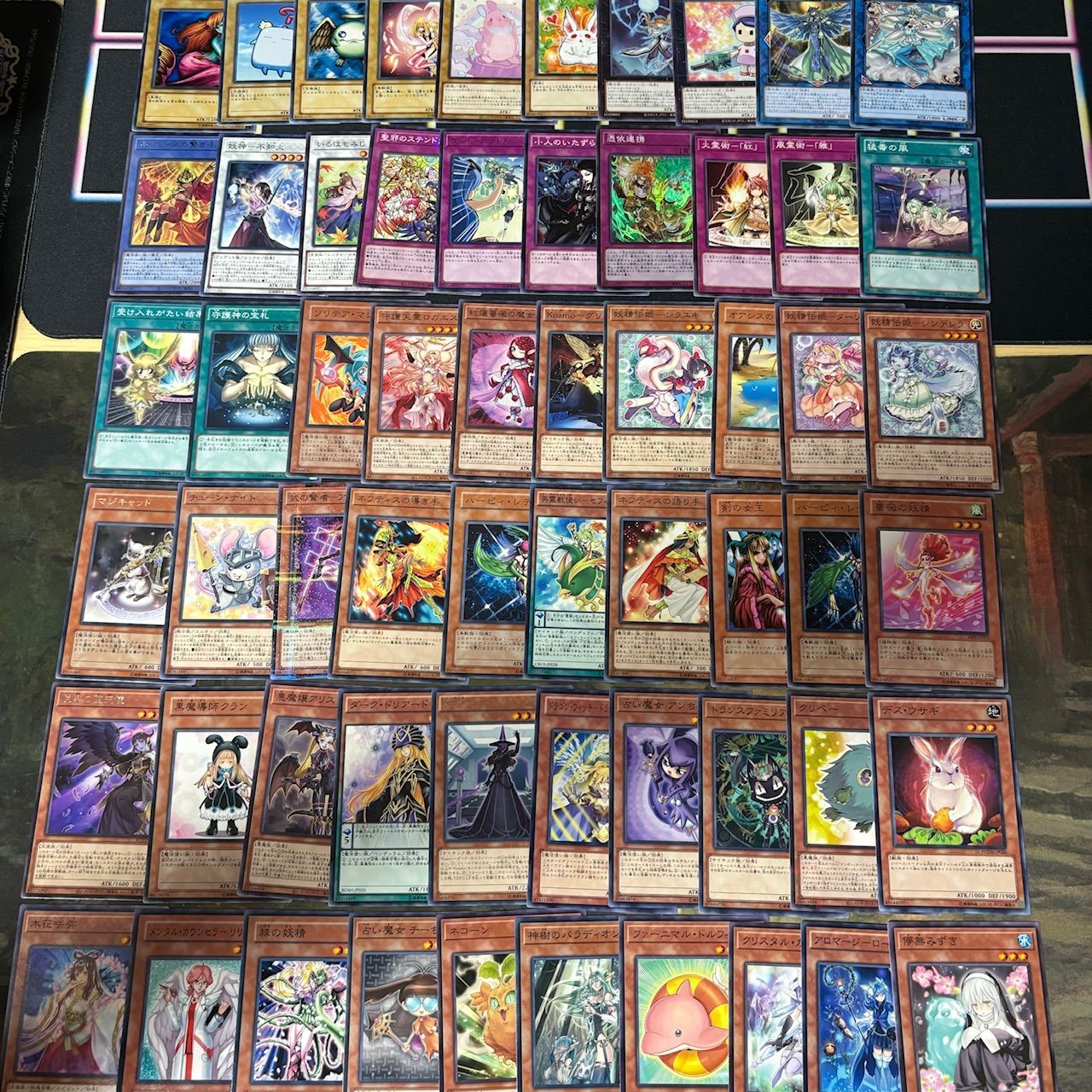 【即日発送可】 遊戯王 まとめ売り 断捨離 トレカ 約1000枚 アジア版 nvq21 16 かわいい系 美少女系 被り無しコレクション 60枚