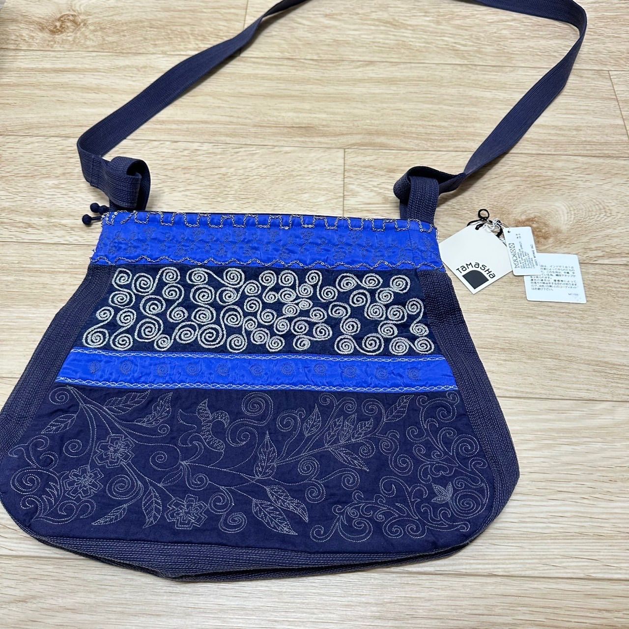 TAMASHA タマシャ ISSEY MIYAKE イッセイミヤケ ショルダーバッグ 斜め 