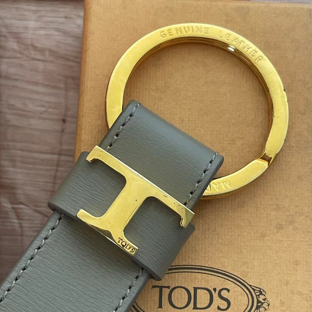 新品トッズ TOD'S キーリング キーリング レザー キーリング