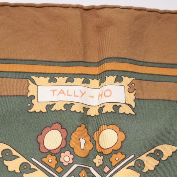 HERMES　エルメス　カレ90　TALLY-HO トナカイ HERMES/エルメス カレ90 tally ho トナカイ スカーフ カーキ