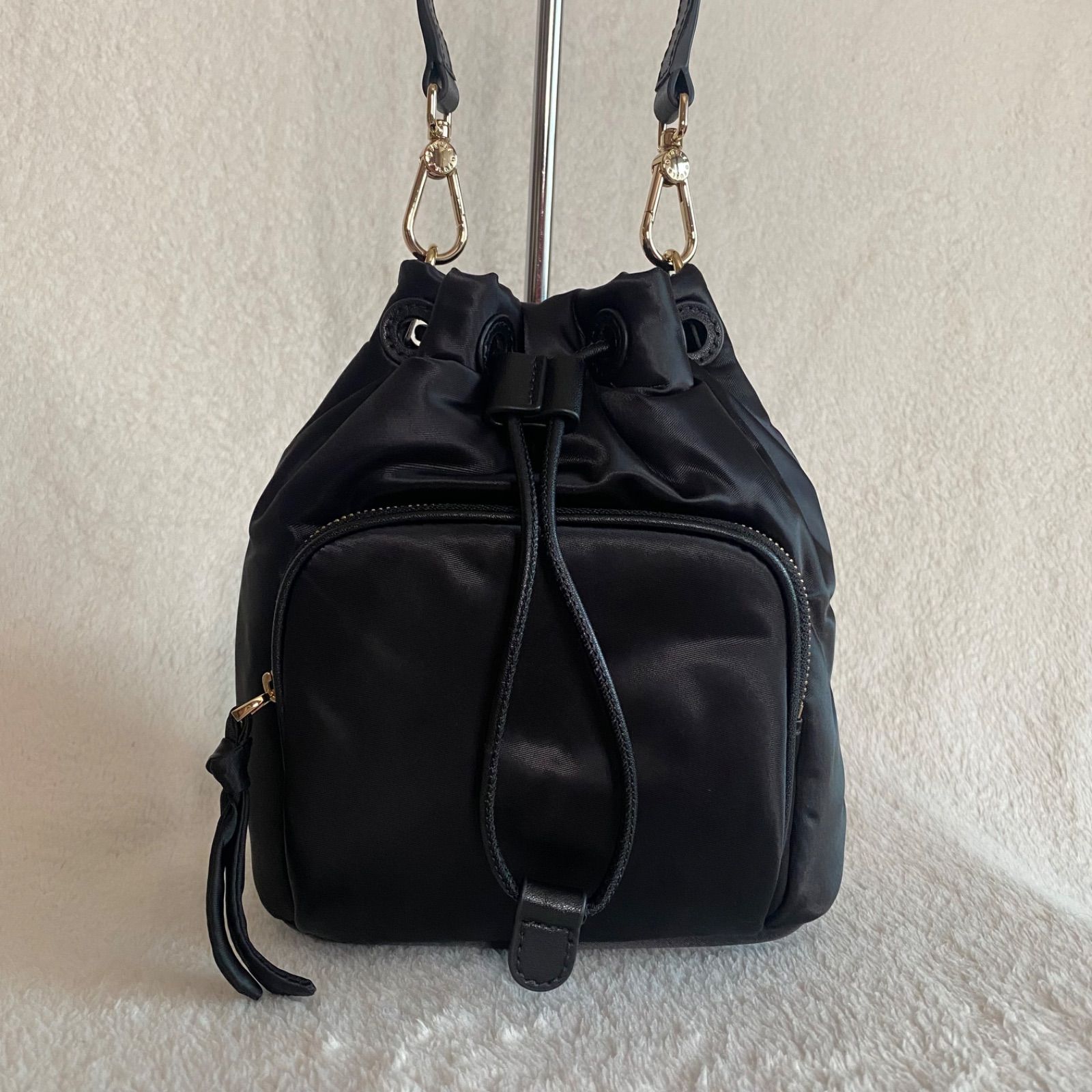 新品 大人気 FURLA GAIA MINI SOFT DRAWSTRING 現行ロゴ ショルダー 