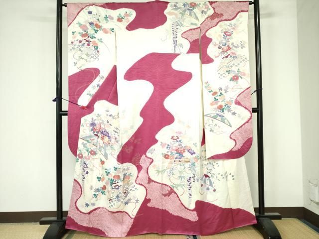 専用*【103】正絹　振袖　朱色地　百花繚乱　色紙重ね紋　レトロ　華やか 楽天市場】【新品】 振袖 着物 正絹 袷 刺繍 金彩加工 赤 椿 桜