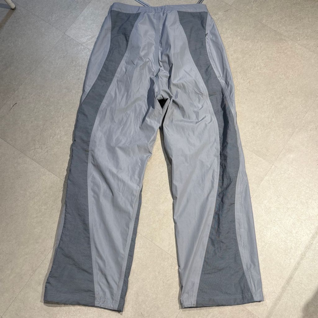 Sansangear サンサンギア　ナイロンパンツ　グレー Sansangear サンサンギア ナイロンパンツ グレー sansangear