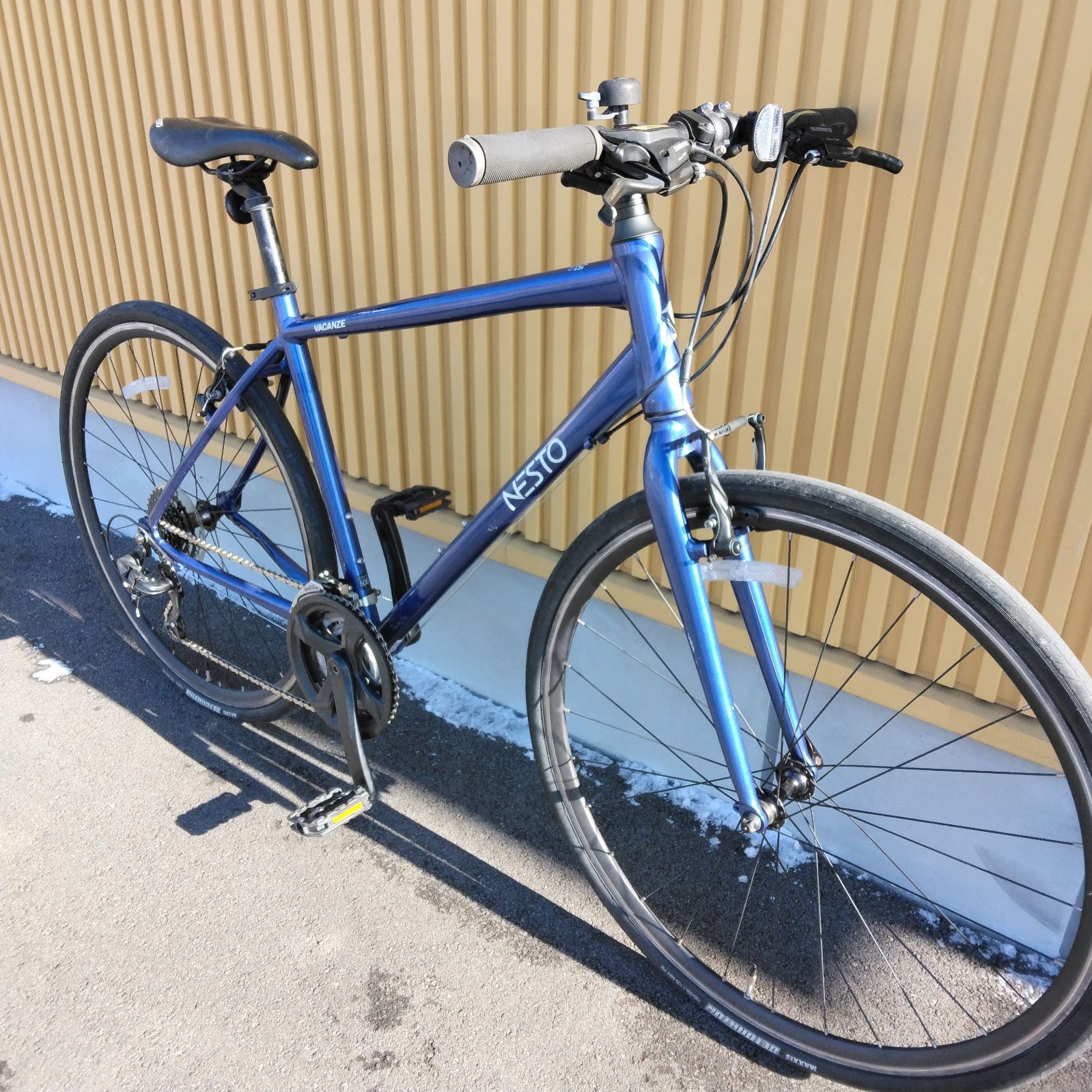 NESTO クロスバイク 青 ネスト(NESTO)のクロスバイクの評判は？初心者向けに徹底解説