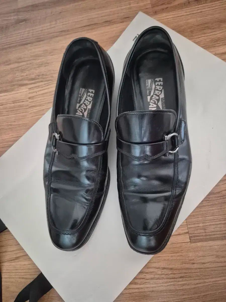 FERRAGAMO フェラガモ メンズシューズ