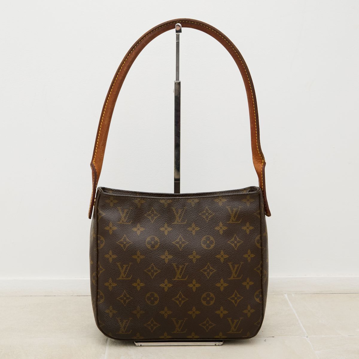 訳アリ品！】 LOUIS VUITTON ルイヴィトン モノグラム ルーピング MM 