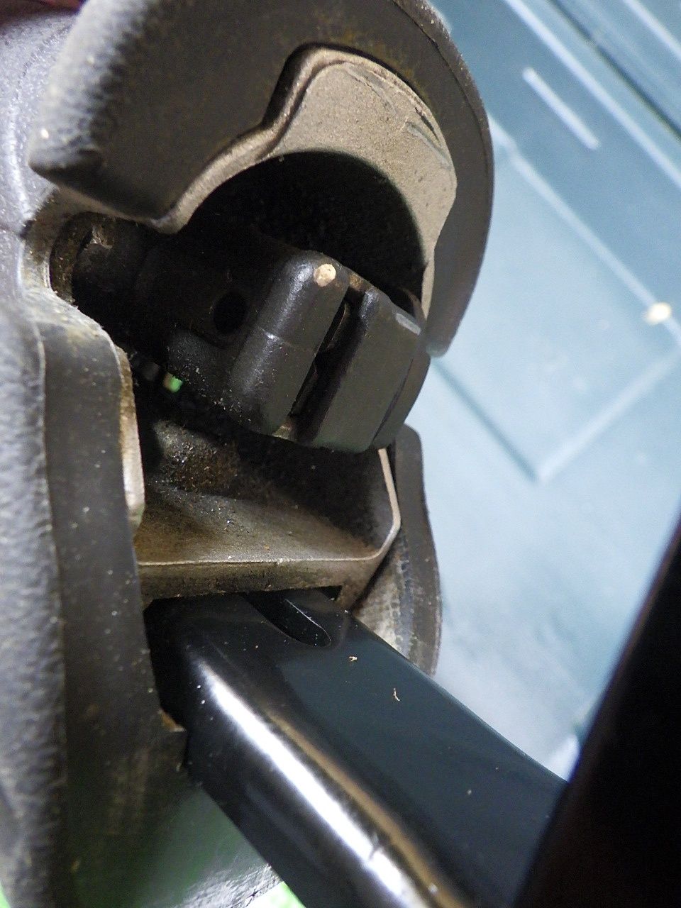 解体作業にも 日立工機 130mm セーバソー CR13V2 コード式 ケース付 切断 電動工具 レシプロソー セーバーソー 品