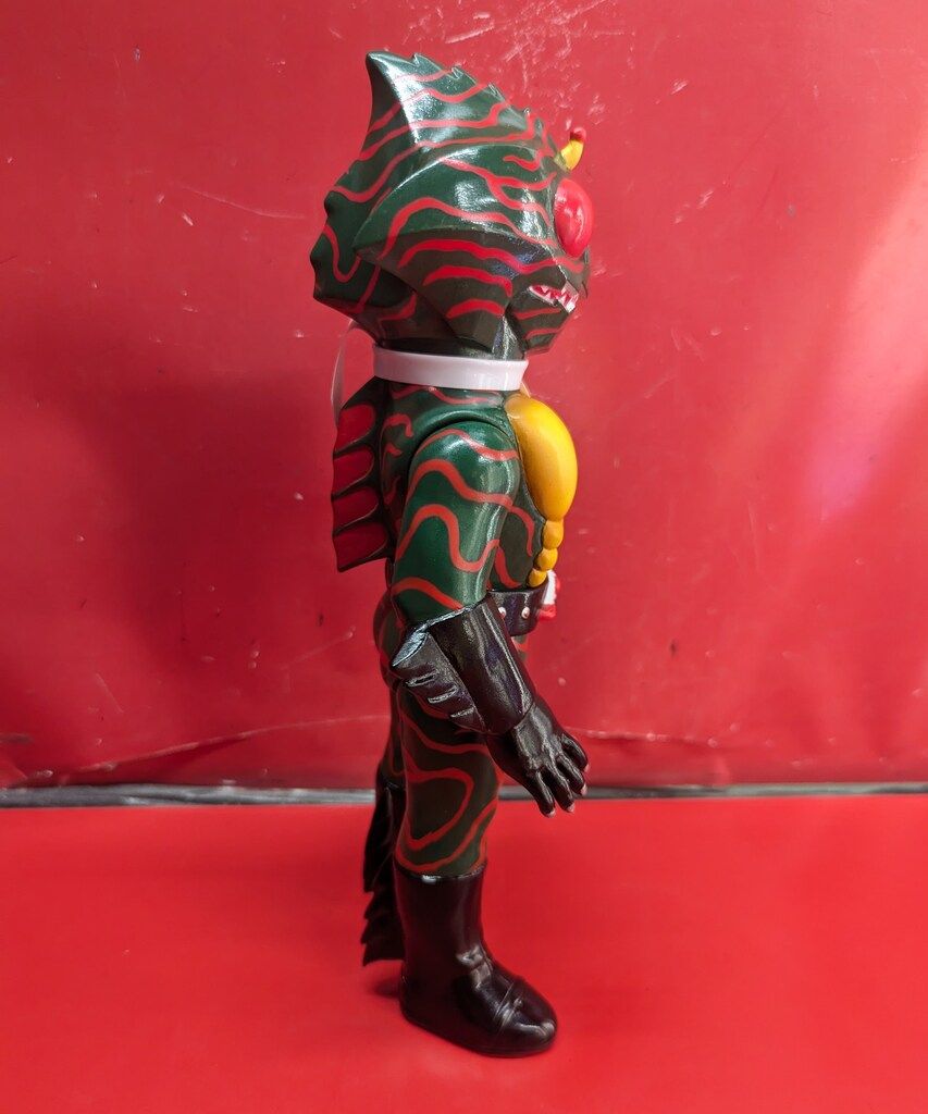 仮面ライダーアマゾン 未開封新品 東映レトロソフビコレクション メディコムトイ 可愛いアマゾンソフビの開封レビュー☆アマゾンズ medicom toy