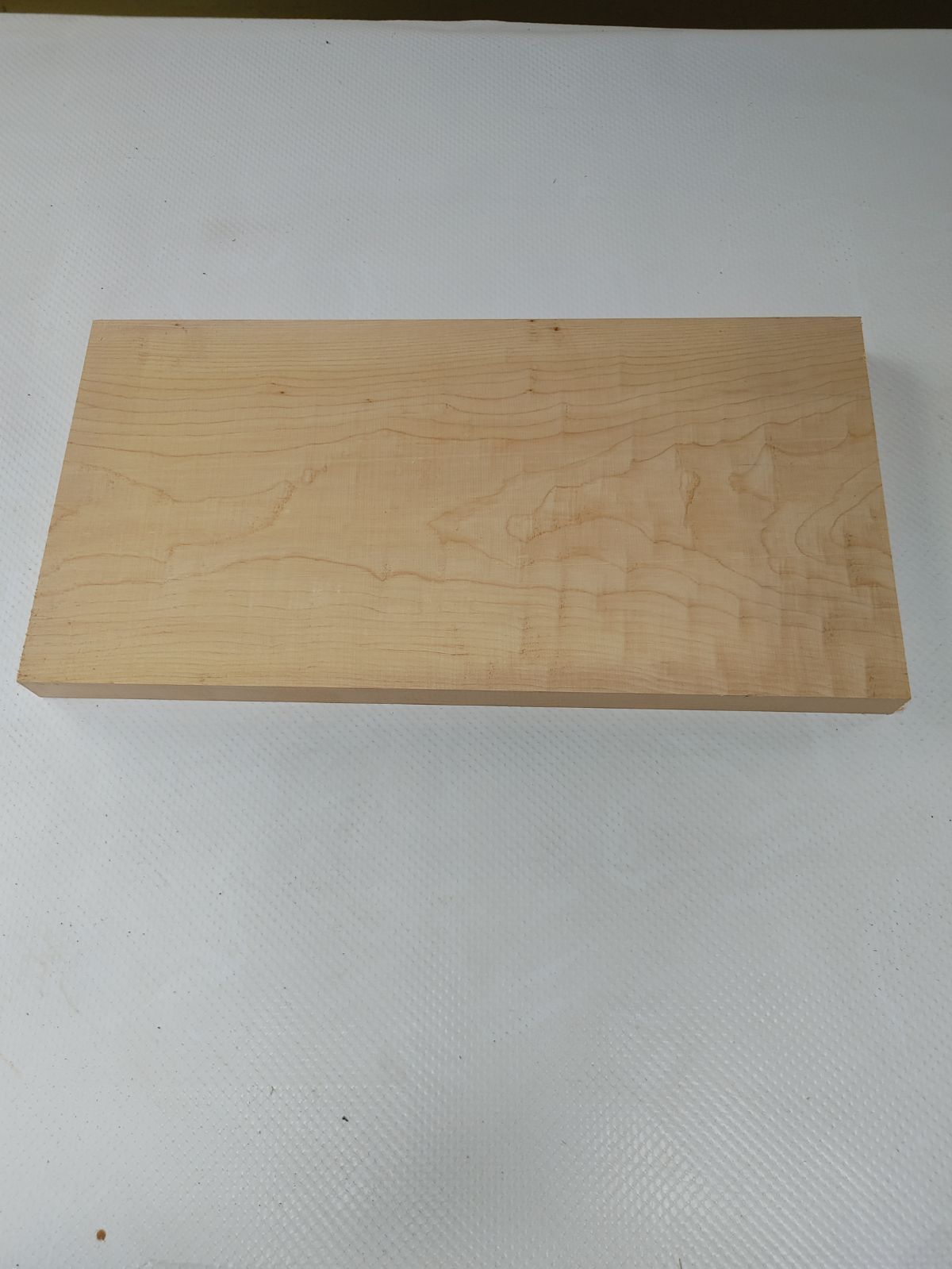 安い 木材、天然ヒバの、一枚いた。 No.41】 青森ひば ヒバ まな板等