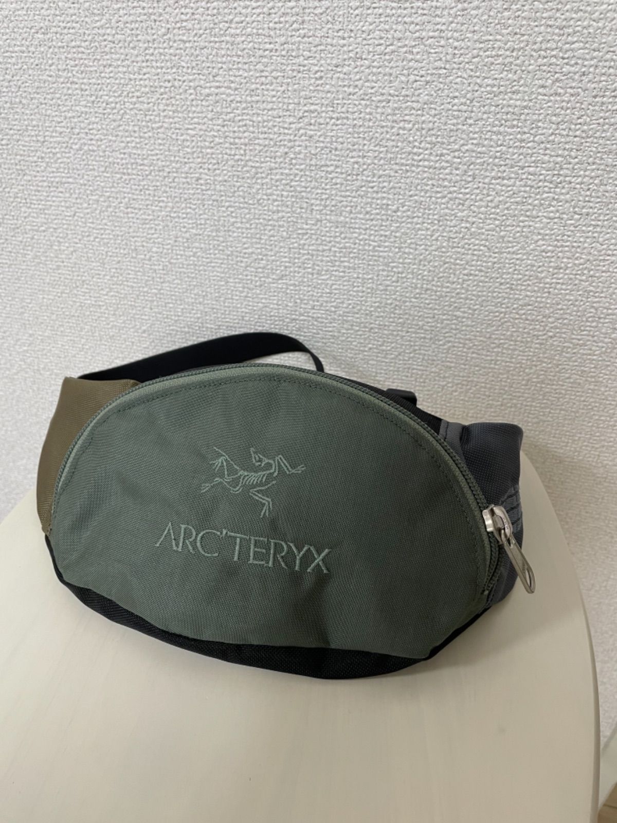 ARC'TERYX BEAMS アークテリクス ビームス ボディバッグ - メルカリ