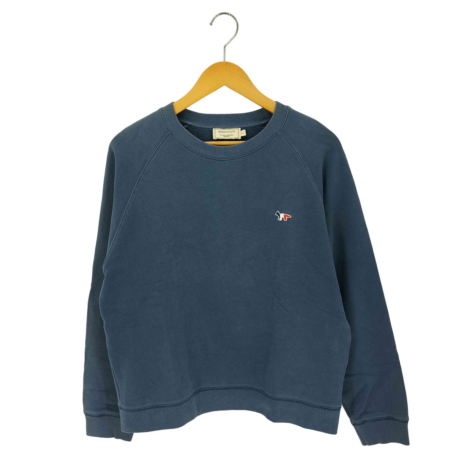 【MAISON KITSUNE】 TRICOLOR FOX ロゴスウェットシャツ ☆ TRICOLOR FOX PATCH CLEAN SWEATSHIRT | Maison Kitsuné