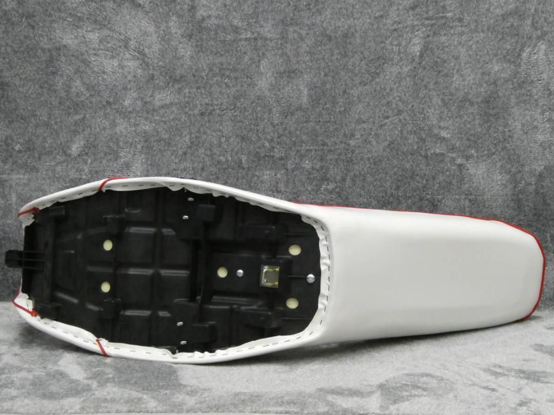 ゼファー４００　前期　白赤エナ　６０ｃｍ　三段シート/ホワイト3段 補強入 初期 ゼファー400 前期 白赤エナ 60cm 三段シート/ホワイト
