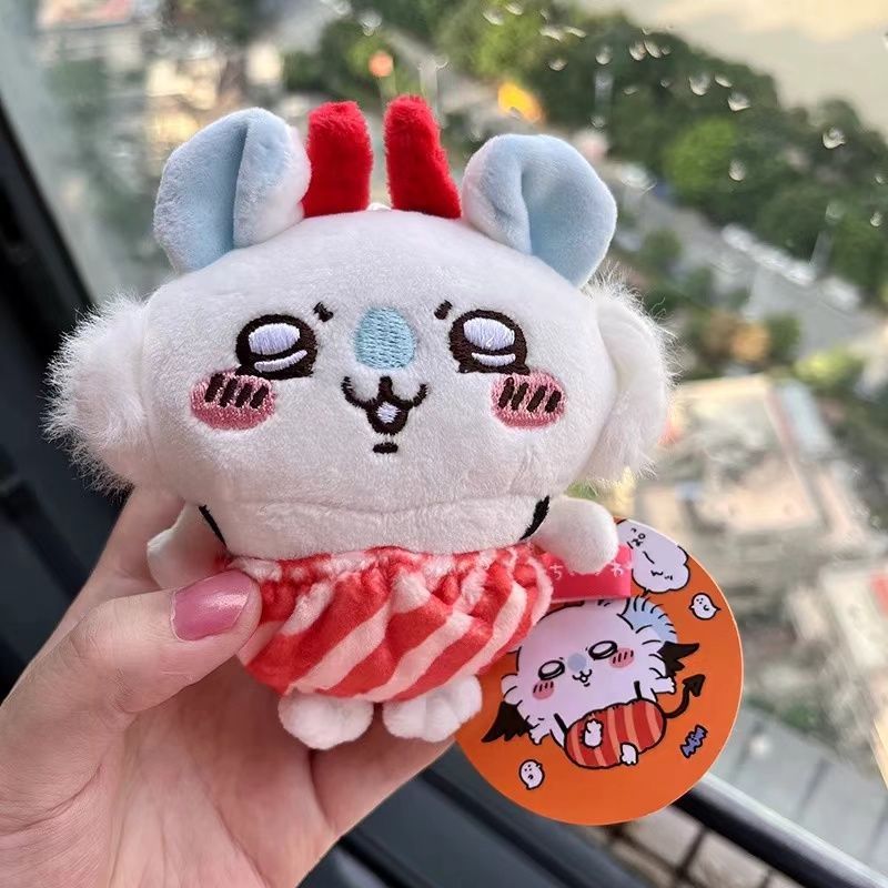 ちいかわ仮装たのしい〜！マスコットデビルなモモンガカボチャなモモンガ