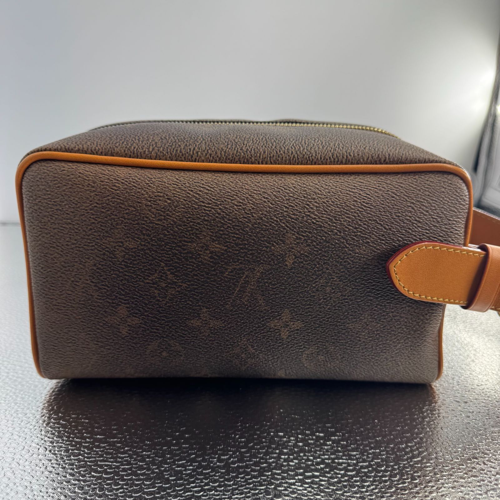 【売り切り御免！】 LOUIS VUITTON モノグラムダストキャンバス ロッカードップ バッグ