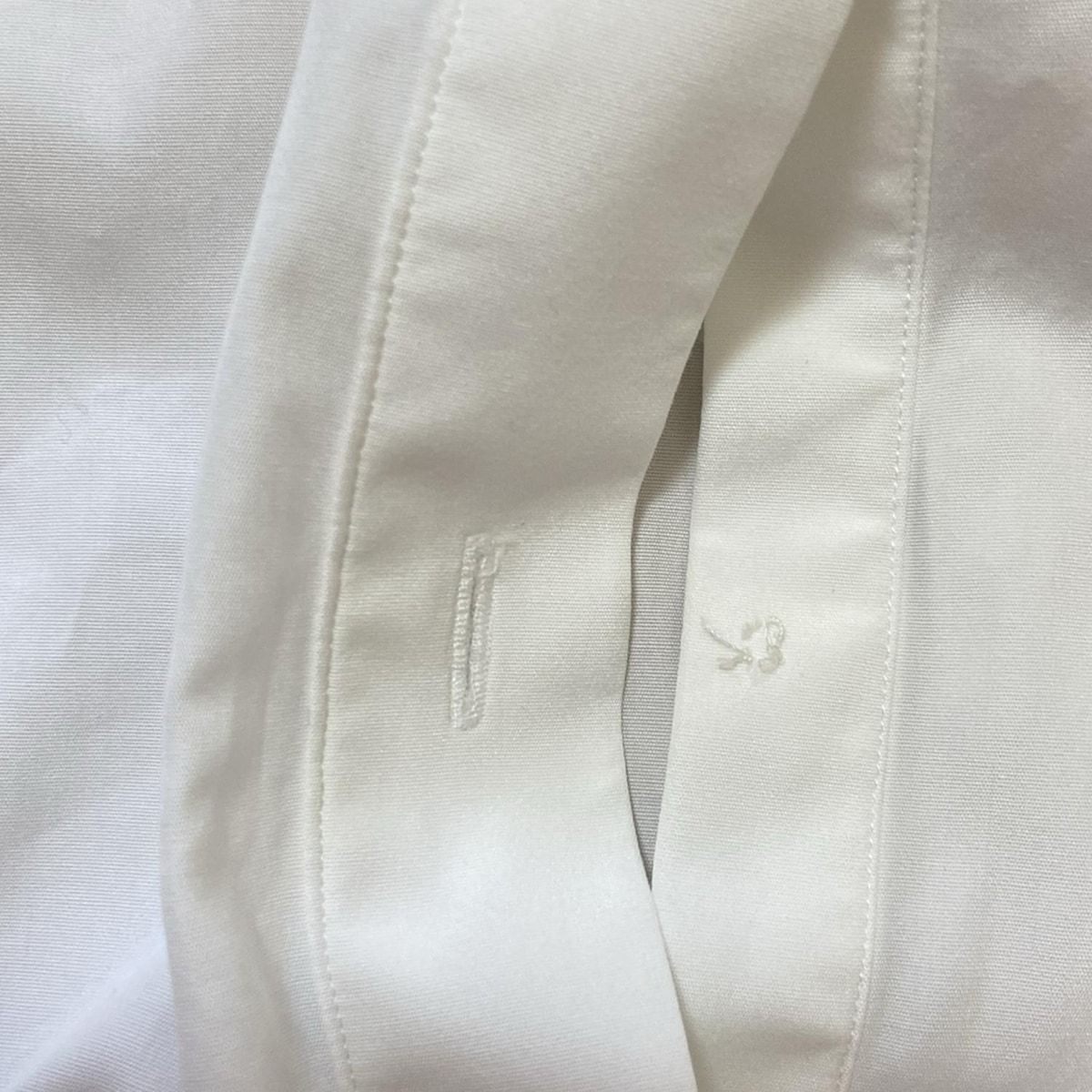 DRIES VAN NOTEN(ドリスヴァンノッテン) 長袖カットソー サイズ