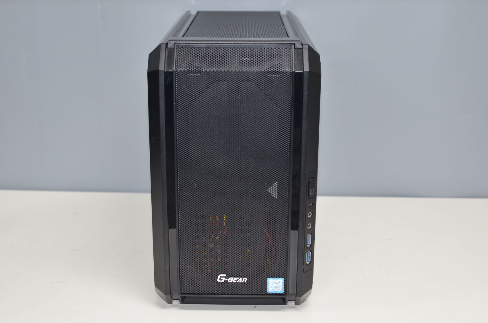 中古良品 ゲーミングデスクトップPC/Windows11+office/core i7-9700K/RTX2070/SSD500GB+HDD1.5TB/メモリ16GB/無線内蔵