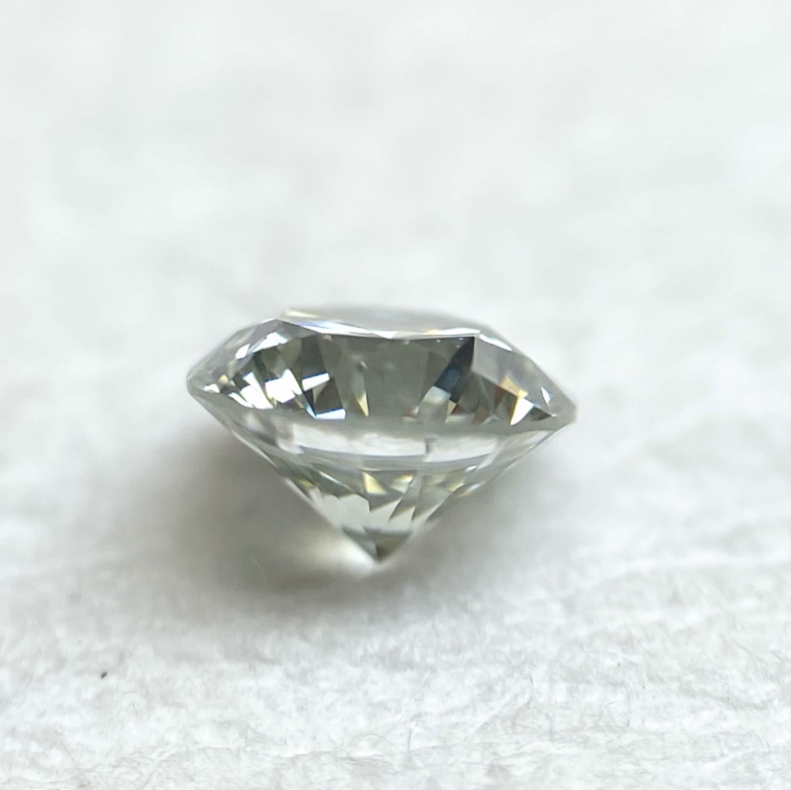 0.245ct F.Gr-ish.Y.GREEN,SI1,カメレオンダイヤモンド 0.152ct LT.G.Y 