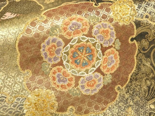 平和屋着物▽六通柄袋帯 花樹唐花文 黒地 金糸 正絹 逸品