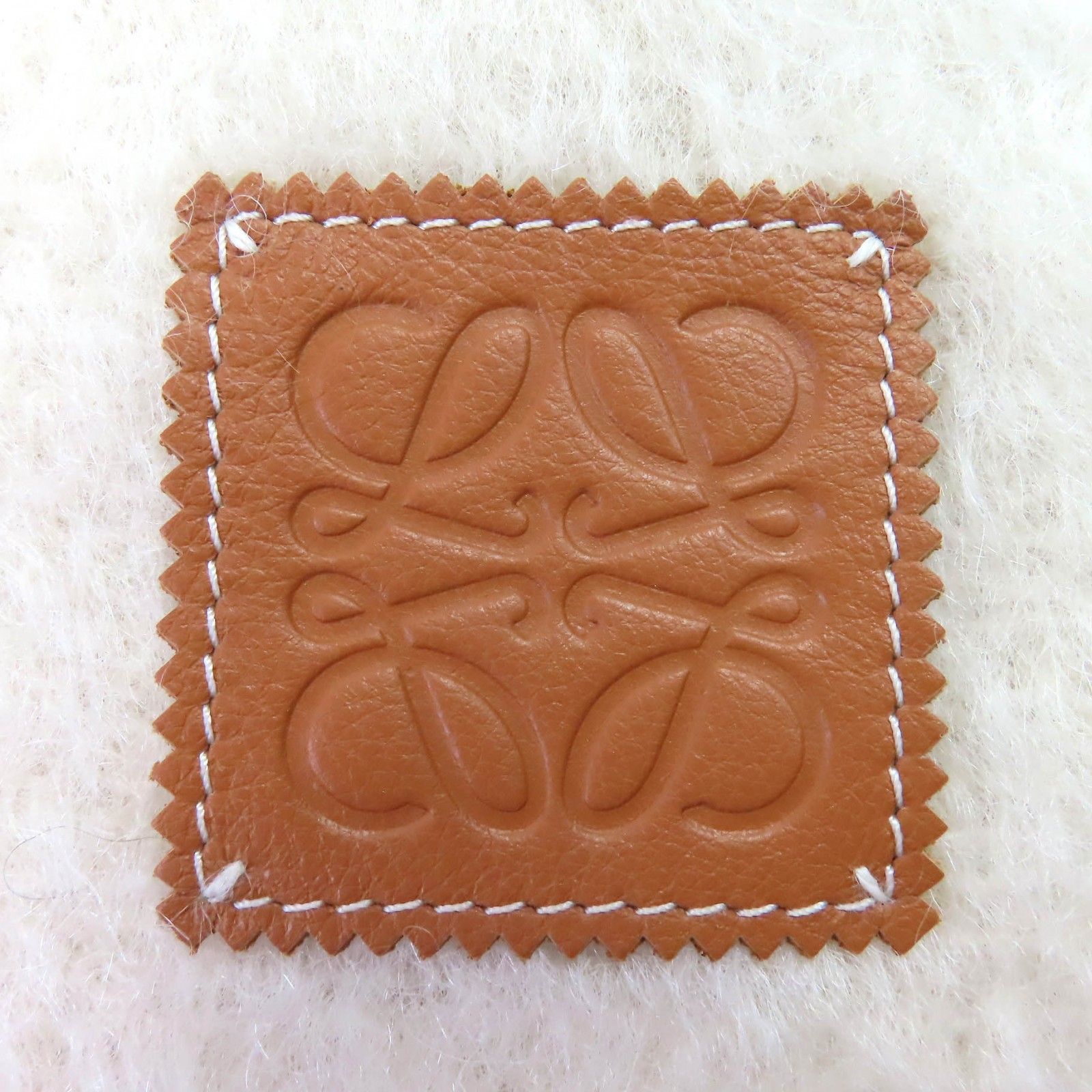 極美品 LOEWE スカーフ（モヘア＆ウール） F655254X01 ホワイト 極美品