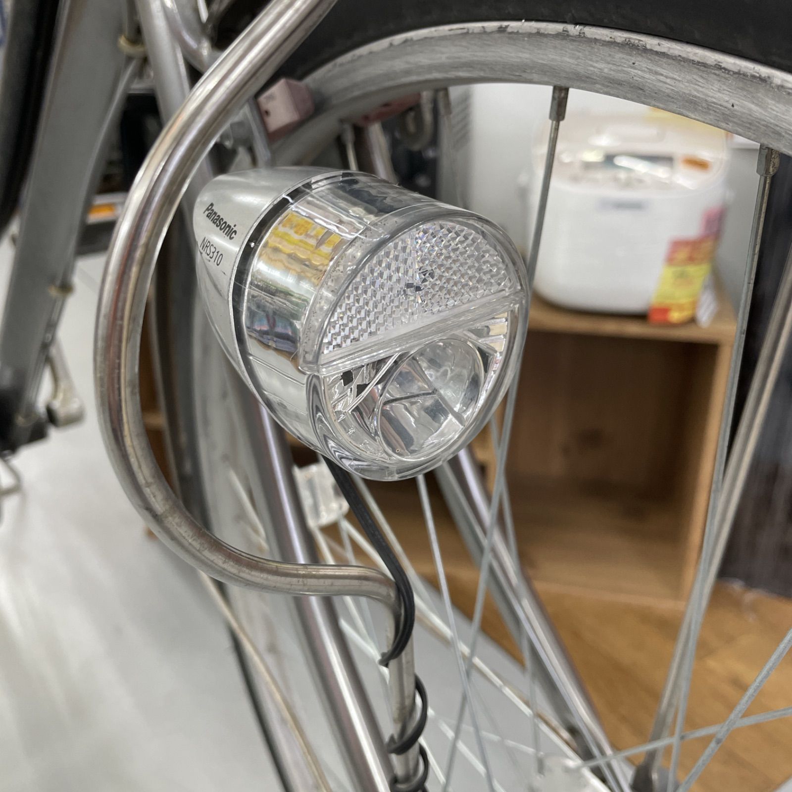 R647 ☀️軽快自転車☆ Raphia ☆ 27インチ ☆内装3段☆ローラー