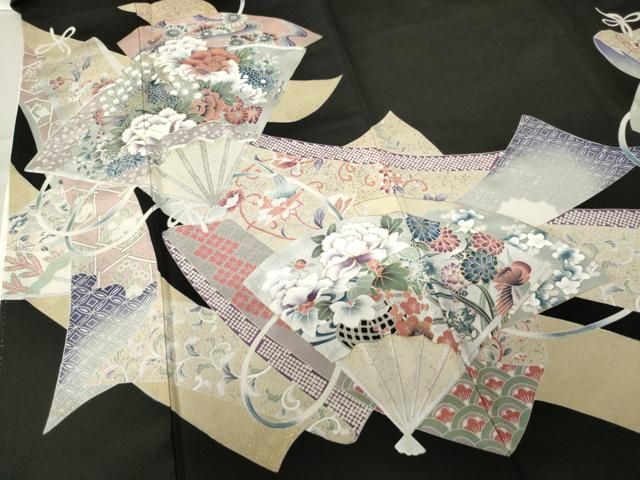 逸品❇️有名作家落款入り手描友禅金彩刺繍‥豪華正絹黒留め袖❇️フルセット 逸品❇️作家もの手描友禅金彩刺繍落款入り正絹友禅黒留め袖 総