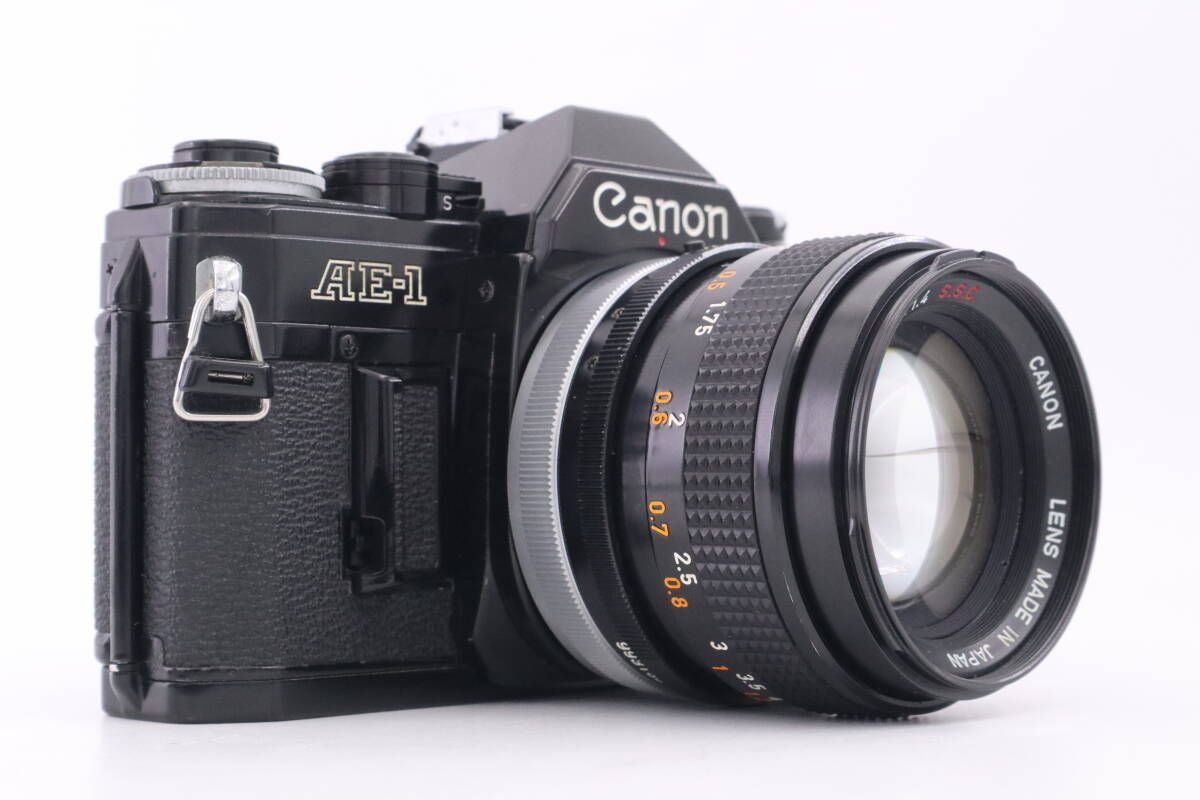 Canon AE-1 ブラックボディ + FD 50mm F/1.4 S.S.C キャノン
