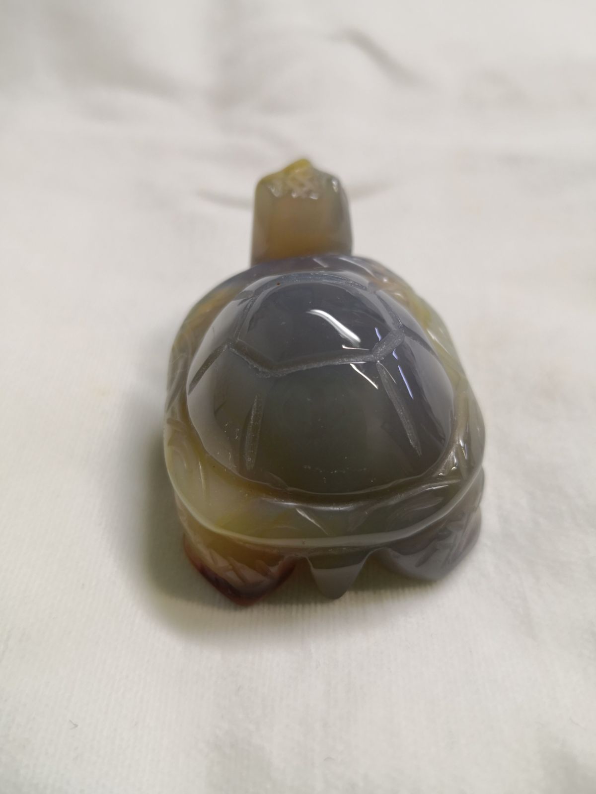メノウ 置物（亀） ◇極上！一刀一石彫り◇幸運をもたらす神聖な生き物