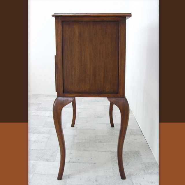 キャビネット 猫脚