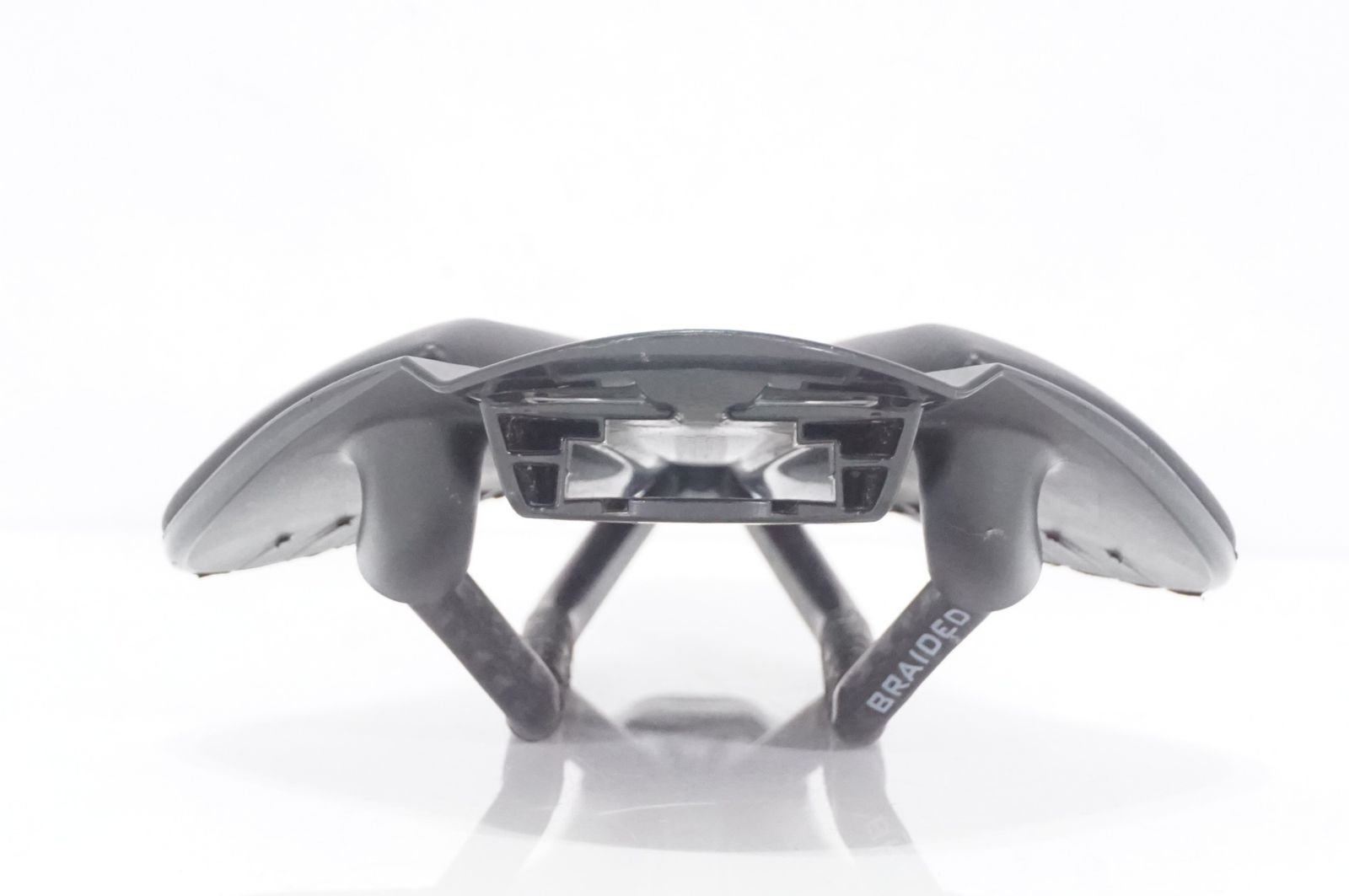 FIZIK 「フィジーク」 ARIONE R1 VERSUS EVO カーボンレール サドル 