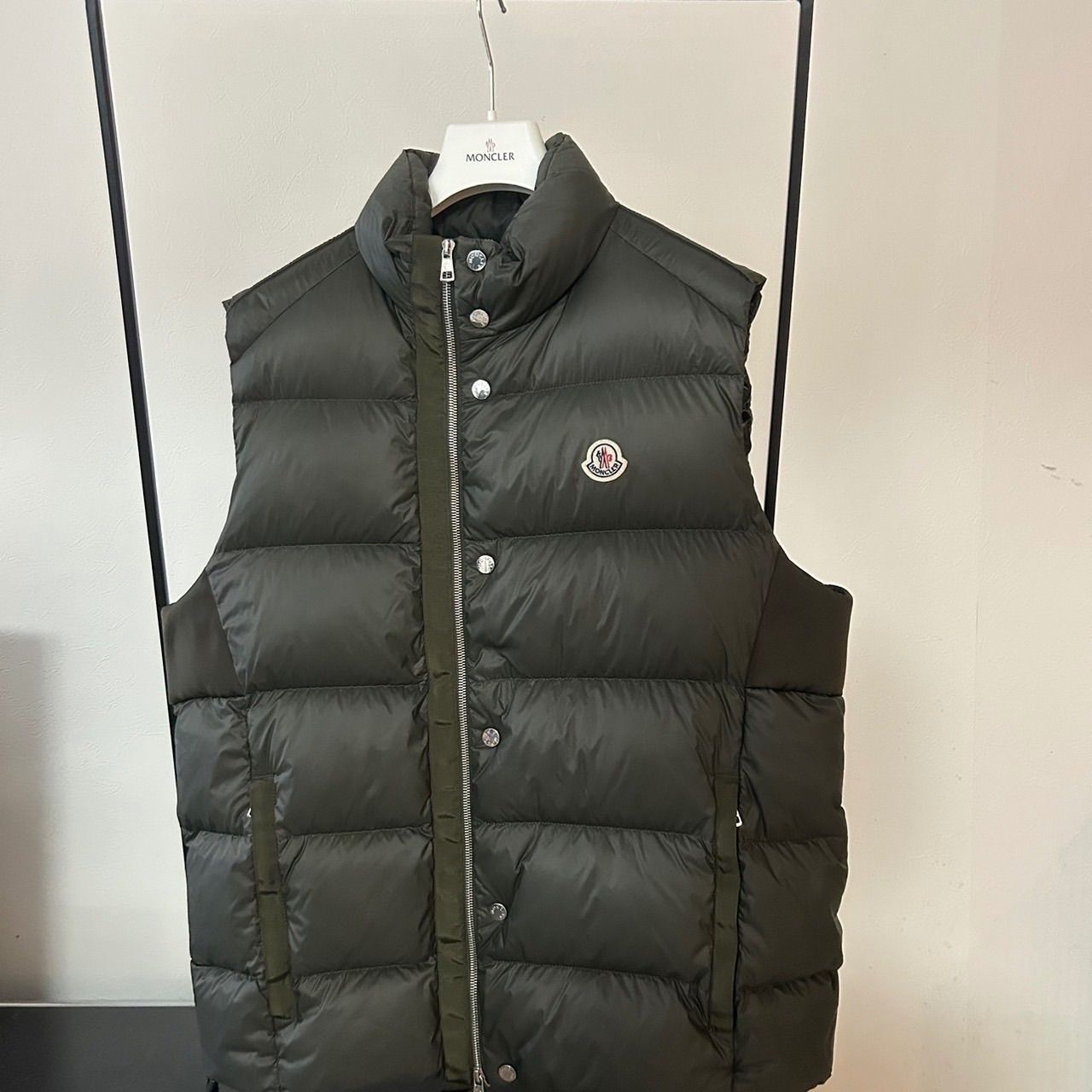 MONCLER モンクレール☆ダウンベスト☆ONTAKE☆サイズ3☆カーキ