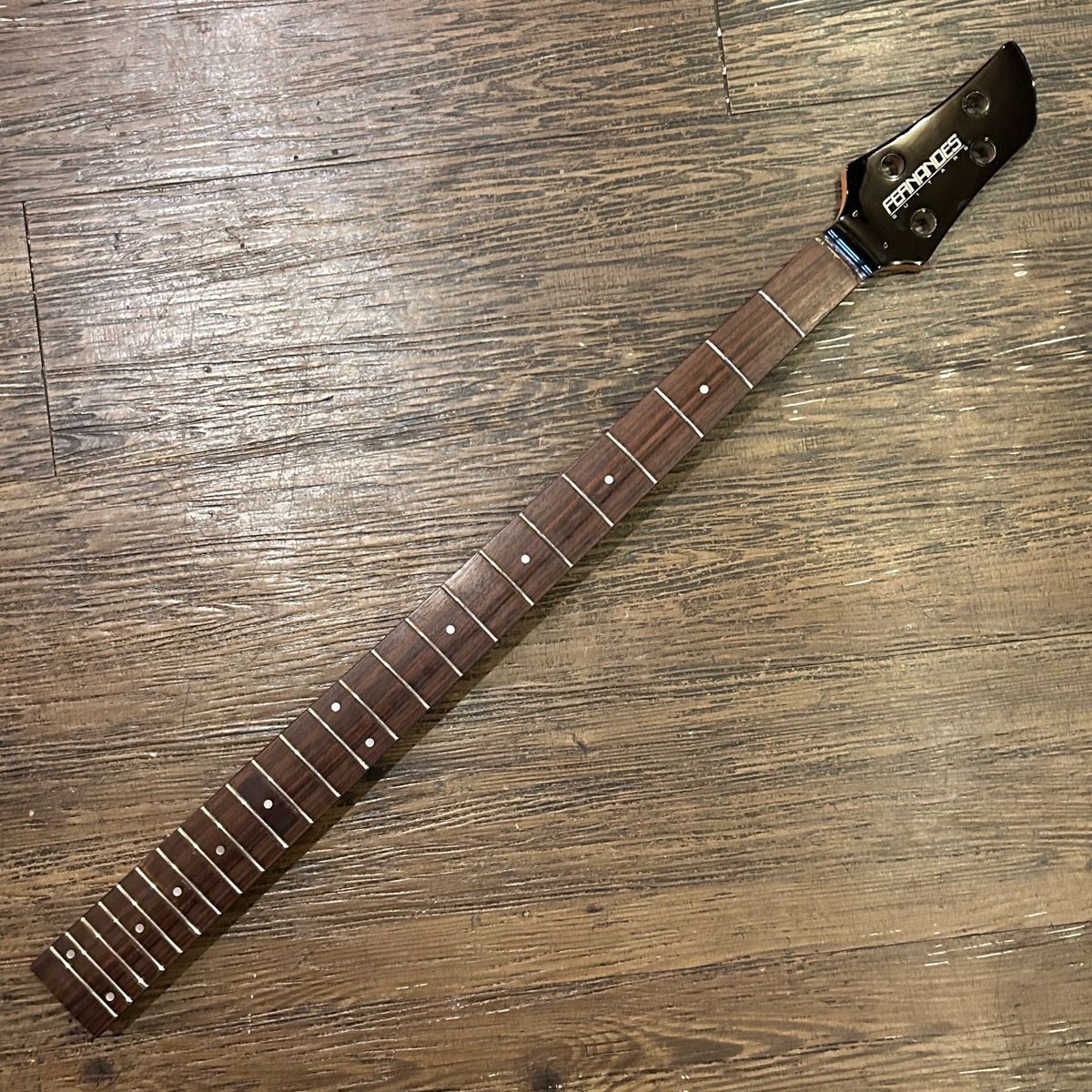 石ロゴ期FERNANDES エレキベース ネック 希少 Fernandes Precision FPM-70 石ロゴ スルーネック - メルカリ
