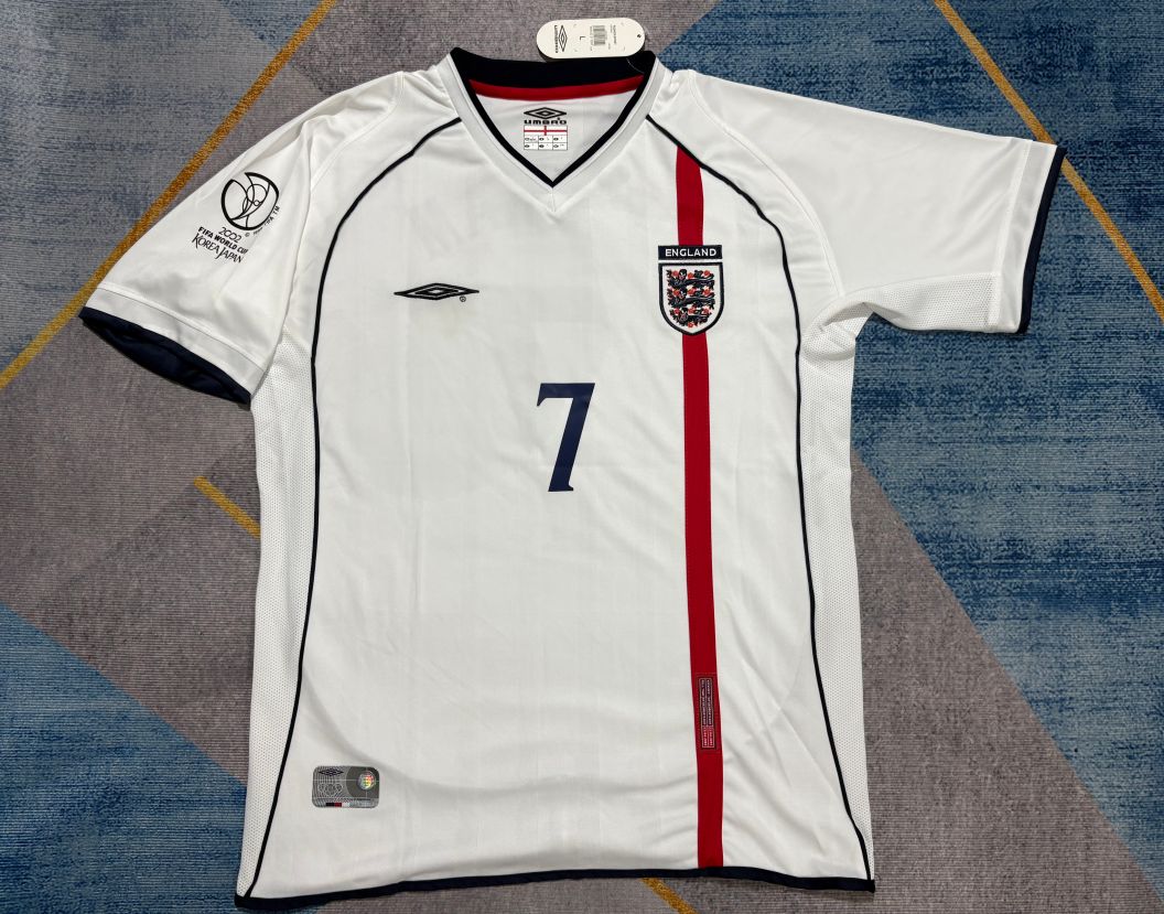 サッカー　半袖 ユニフォーム　イングランド代表　7番 ベッカム　白 イングランド代表 7番 ベッカム 02日韓W杯 ユニフォーム