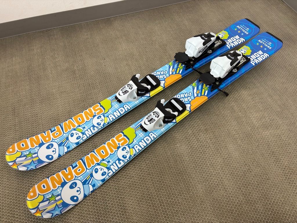 新古ジュニア用カービングスキー サイズ90cm Swallowスワロースノーパンダ ビンディング付き