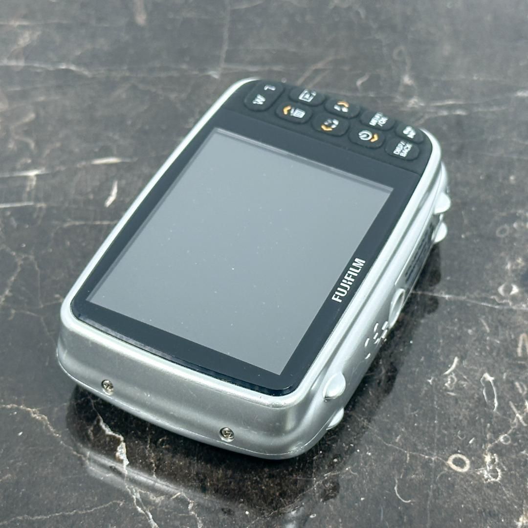 FUJIFILM FINEPIX Z37 シルバー 富士フイルム ファインピックス