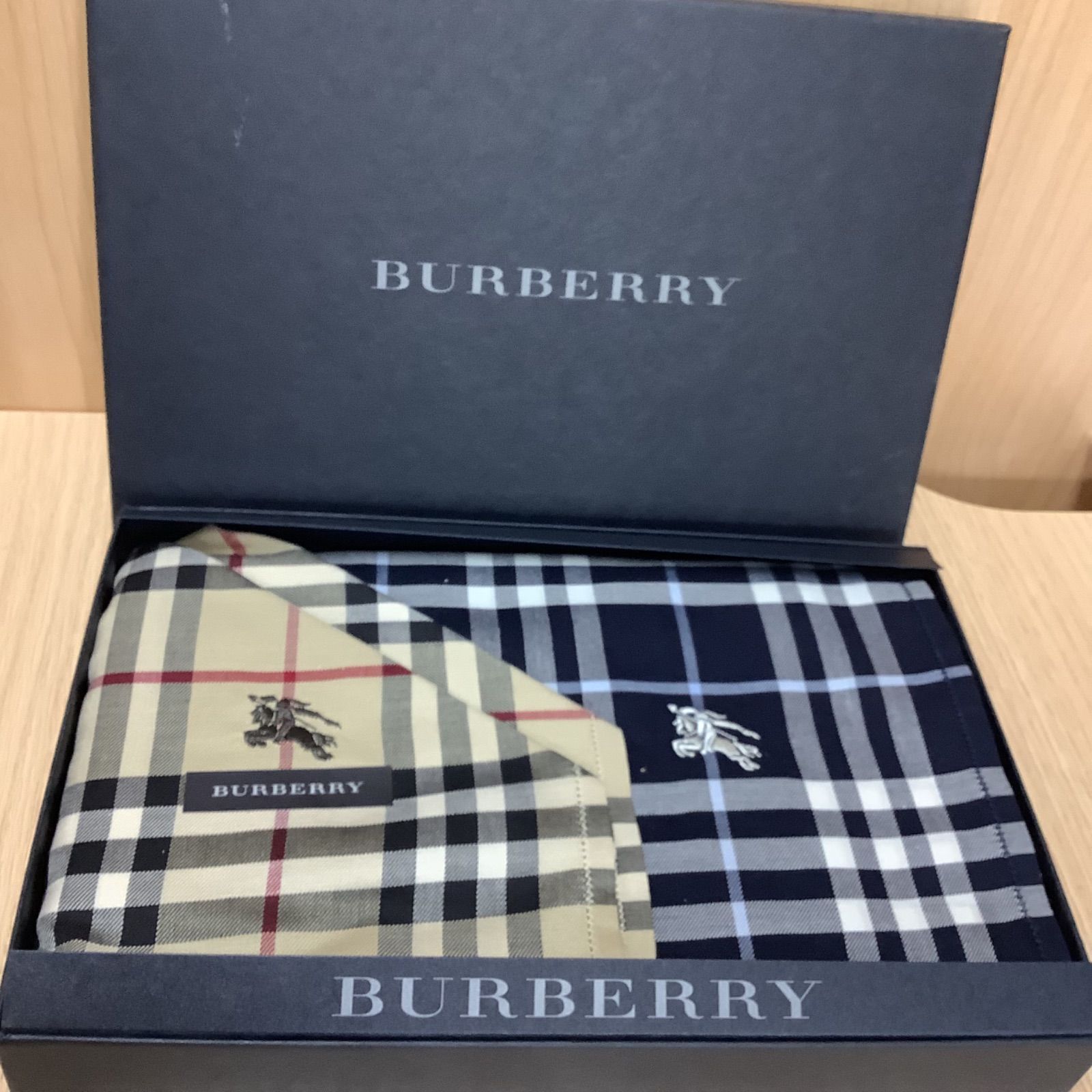 BURBERRY ハンカチ2枚セット バーバリーハンカチ 2枚セット 未使用品 