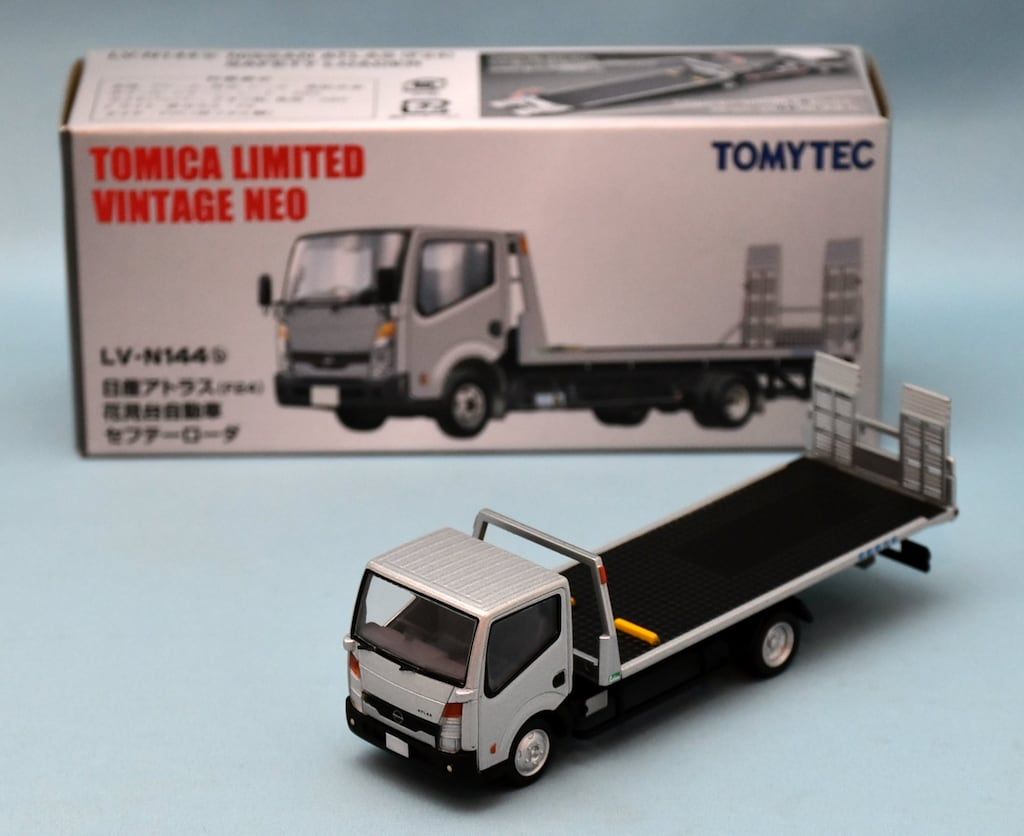 トミーテック TOMICA LIMITED VINTAGE NEO 日産アトラス (F24