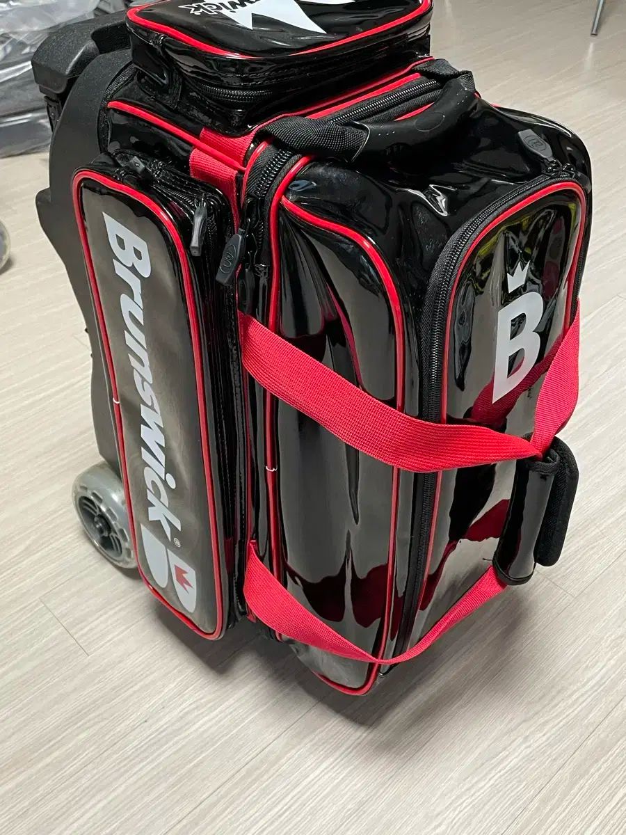 Brunswick ボウリング用バッグ 黒/赤 ブランズウィック ボウリング