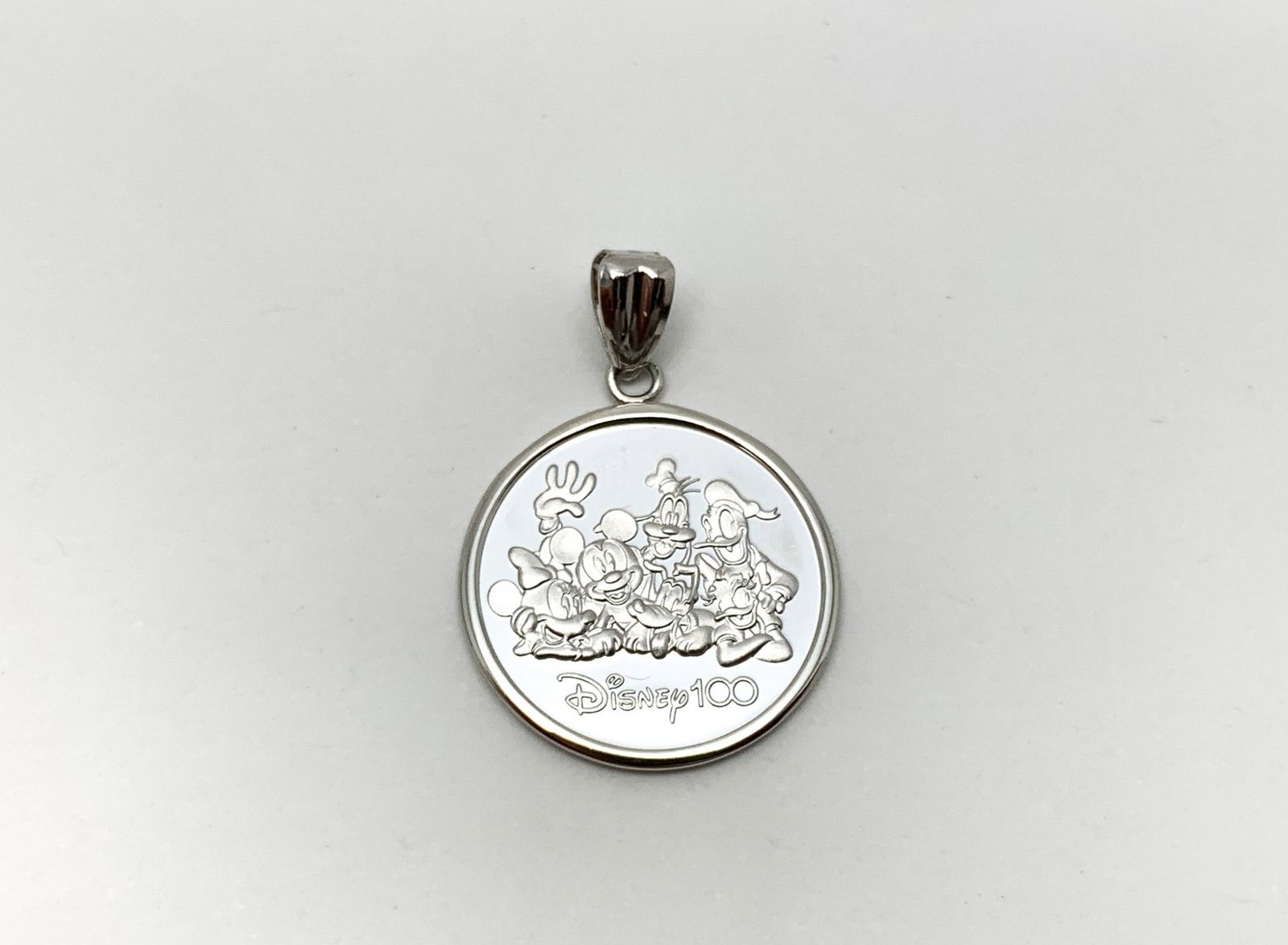 DISNEY ディズニー 純Pt プラチナ Pt999 1/20oz Mickey&Friends ミッキー&フレンズ 100周年 コイン ペンダント