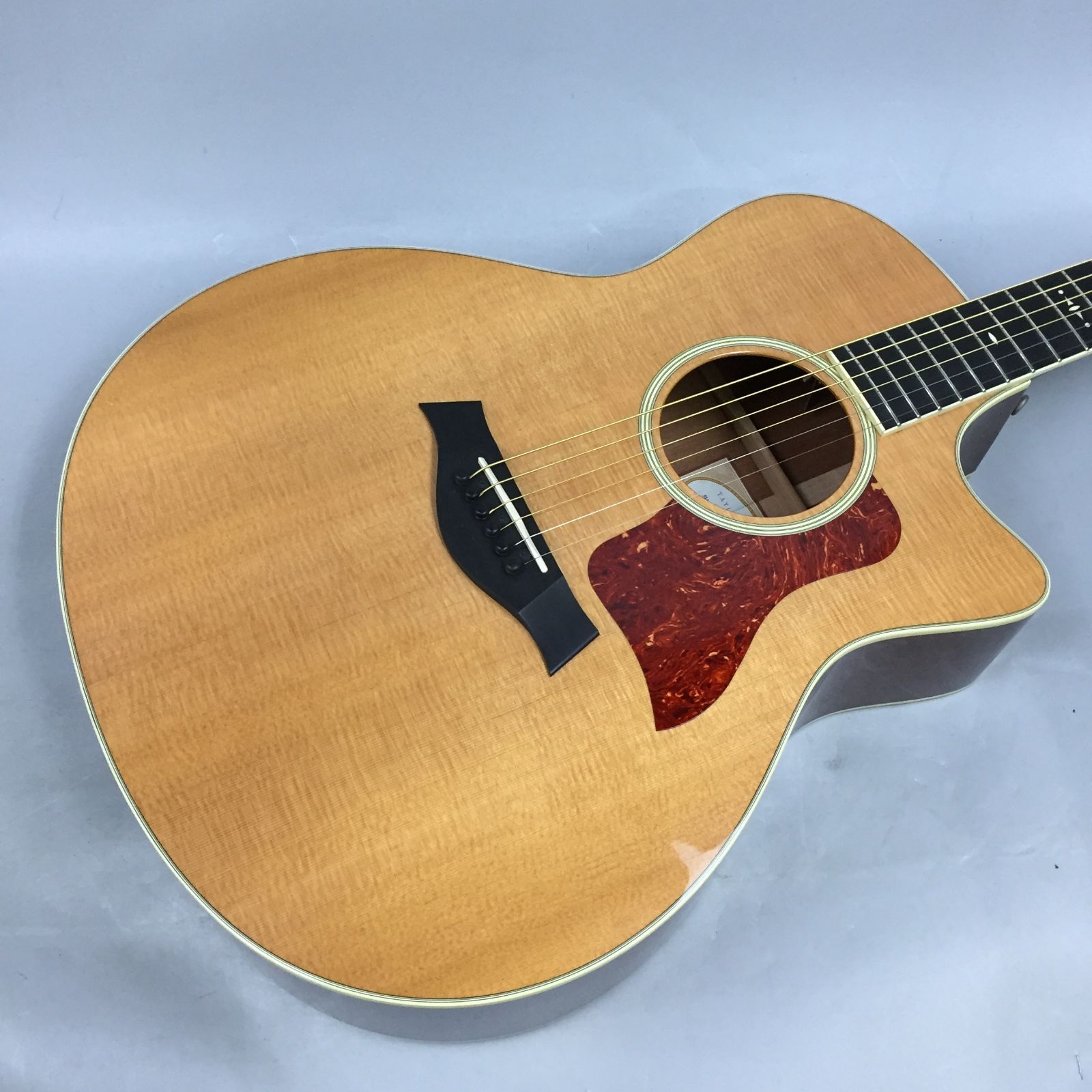 Taylor 516ce