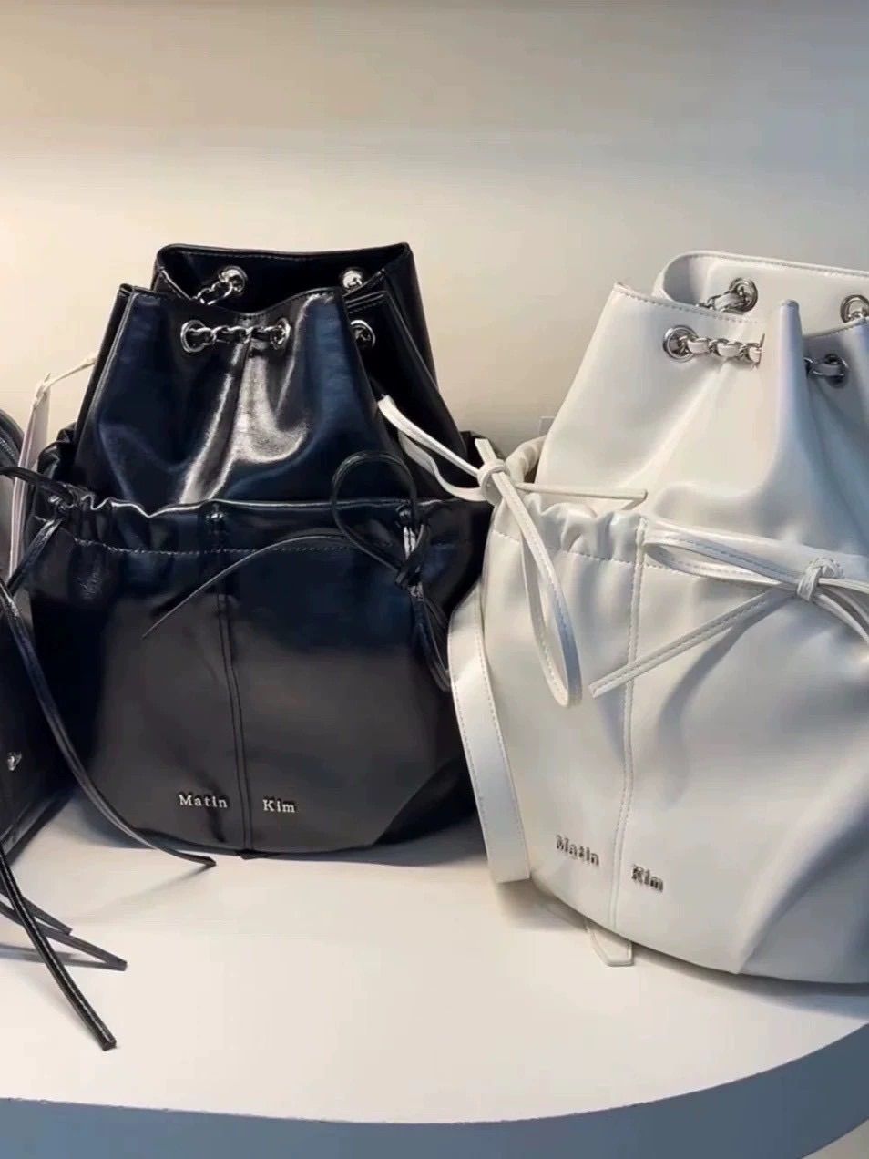 MATIN KIM] DRAW STRING RIBBON BACK PACK - メルカリ